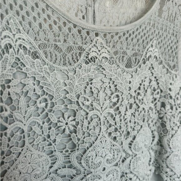 Medium Short Sleeve Top - Picture 4 of 5